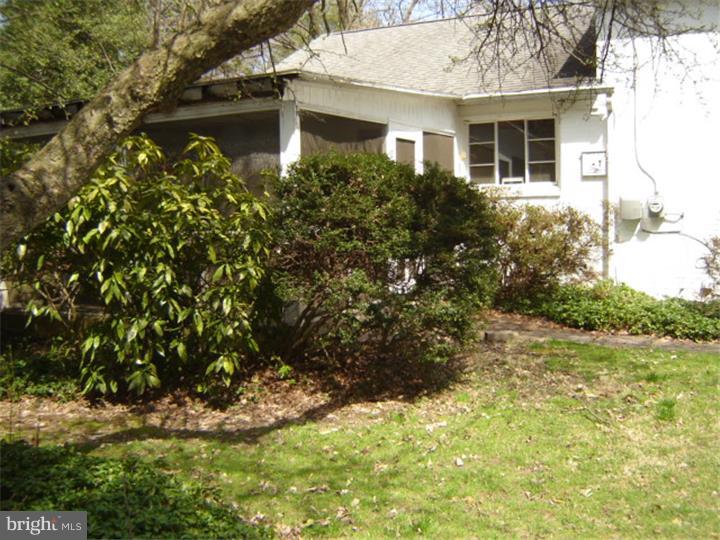210 Grandview Road Media, PA 19063 - Photo 3 of 10 Exterior Back