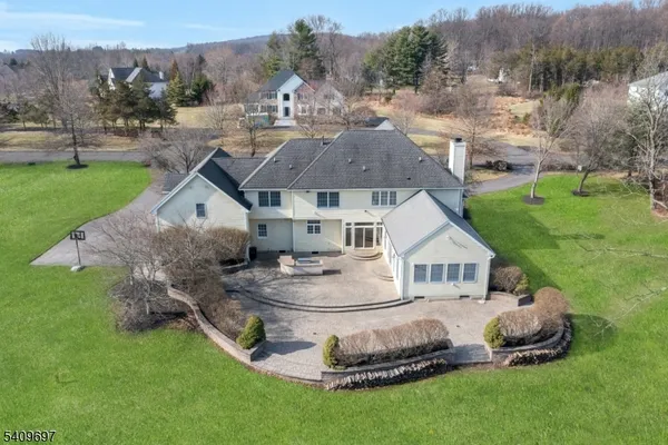 $1,250,000 | 11 Dogwood Drive, Whitehouse Station, NJ 08889