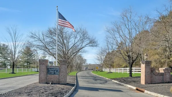 $1,250,000 | 11 Dogwood Drive, Whitehouse Station, NJ 08889