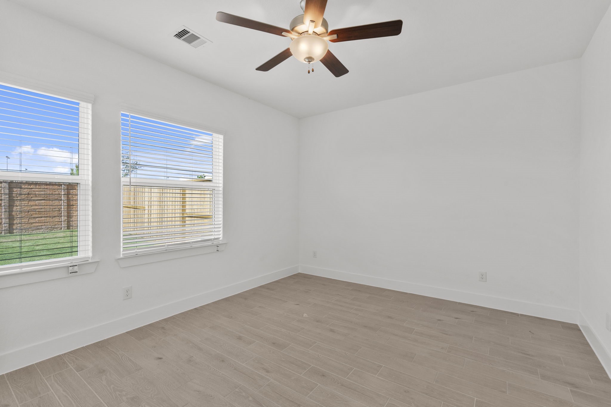 5243 Celestial Court Iowa Colony, TX 77583 - Photo 18 of 37