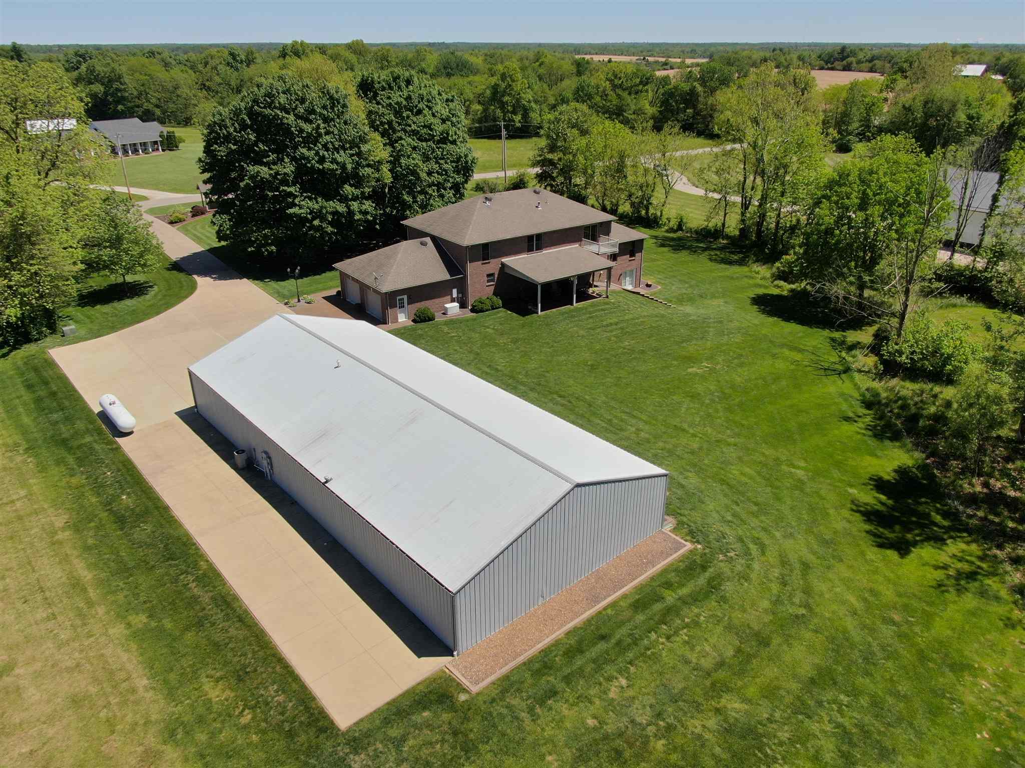 4911 Trautvetter Road Elberfeld, IN 47613 - Photo 2 of 36 Gallery Image 2