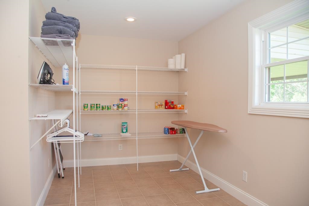 4911 Trautvetter Road Elberfeld, IN 47613 - Photo 17 of 36 Gallery Image 17