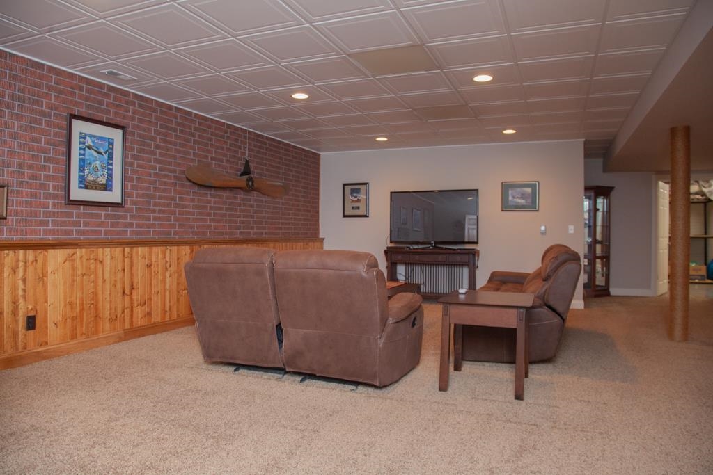 4911 Trautvetter Road Elberfeld, IN 47613 - Photo 21 of 36 Gallery Image 21