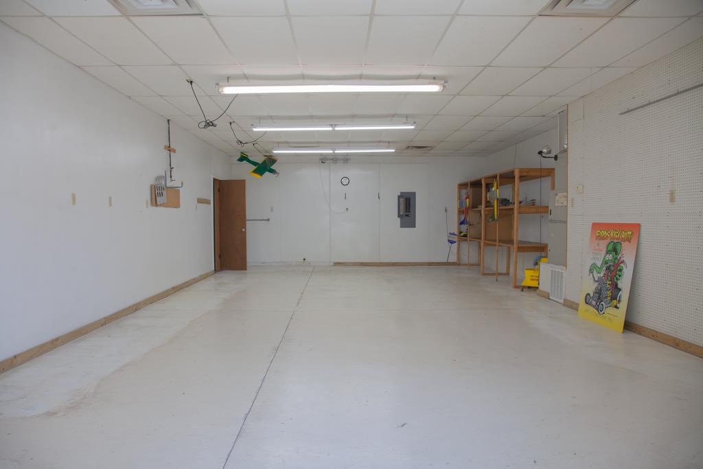 4911 Trautvetter Road Elberfeld, IN 47613 - Photo 30 of 36 Gallery Image 30