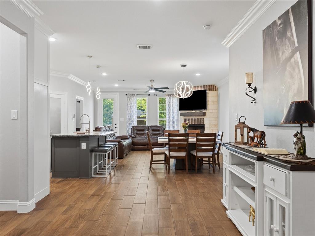 2316 Stalcup Road Fort Worth, TX 76105 - Photo 5 of 39