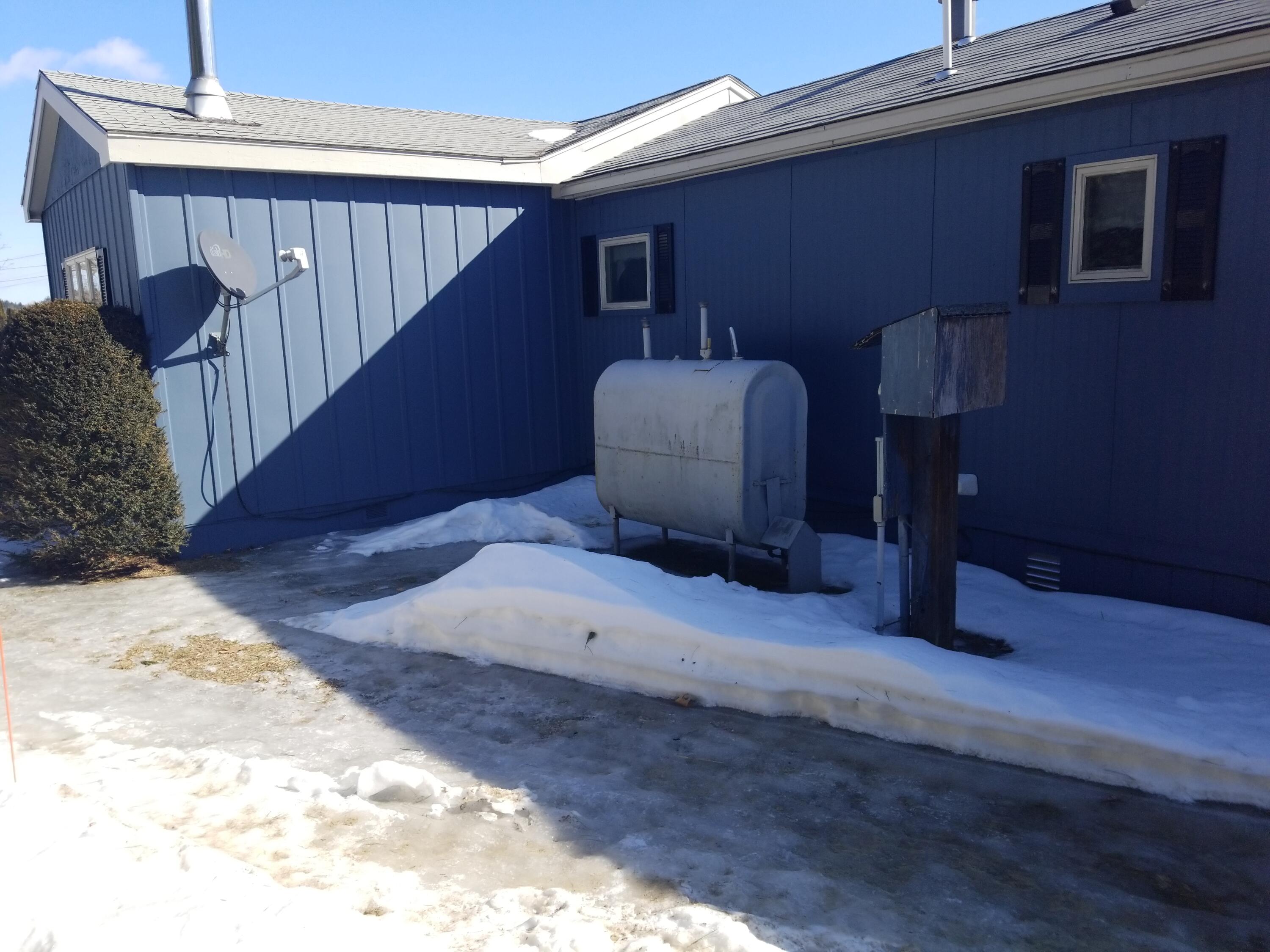 276 Mount Vernon Road Augusta, ME 04330 - Photo 3 of 13 Kerosene tank