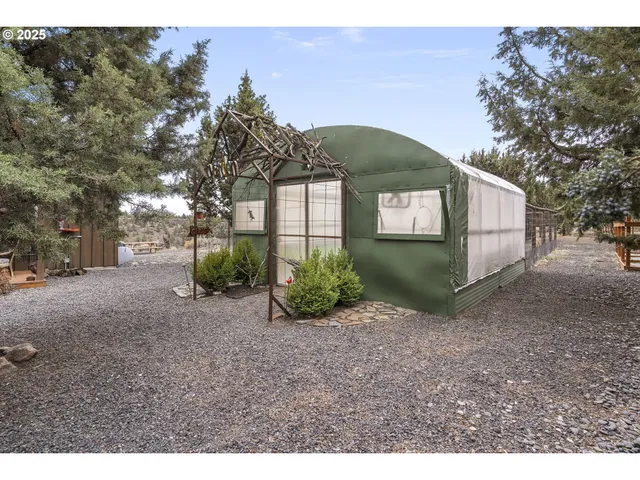 $1,650,000 | 18495 Crawford Trail, Sisters, OR 97759