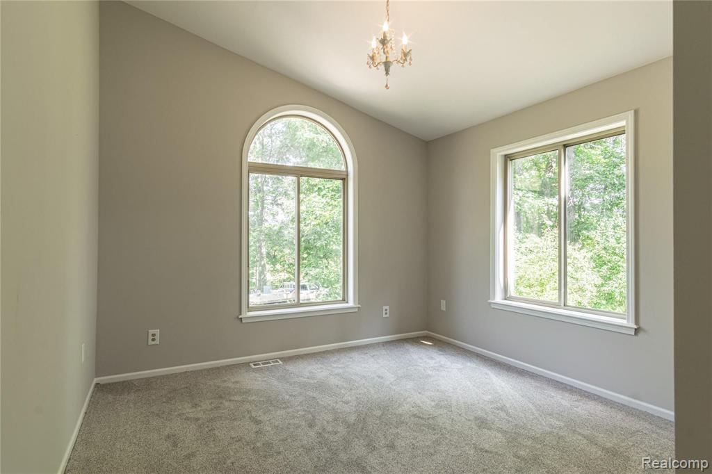 10023 Fish Lake Road Holly, MI 48442 - Photo 11 of 23