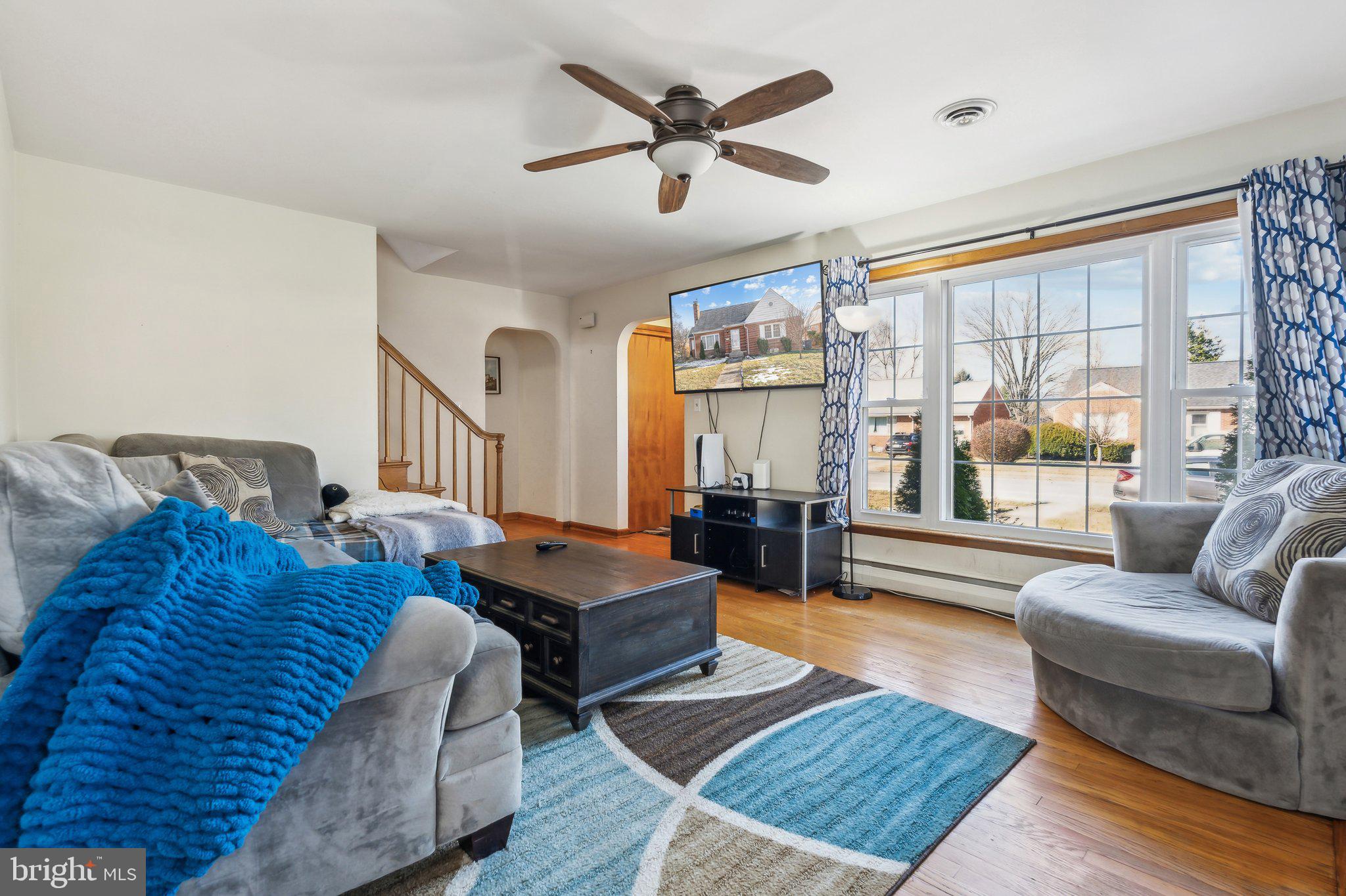 614 Schley Avenue Frederick, MD 21702 - Photo 3 of 25