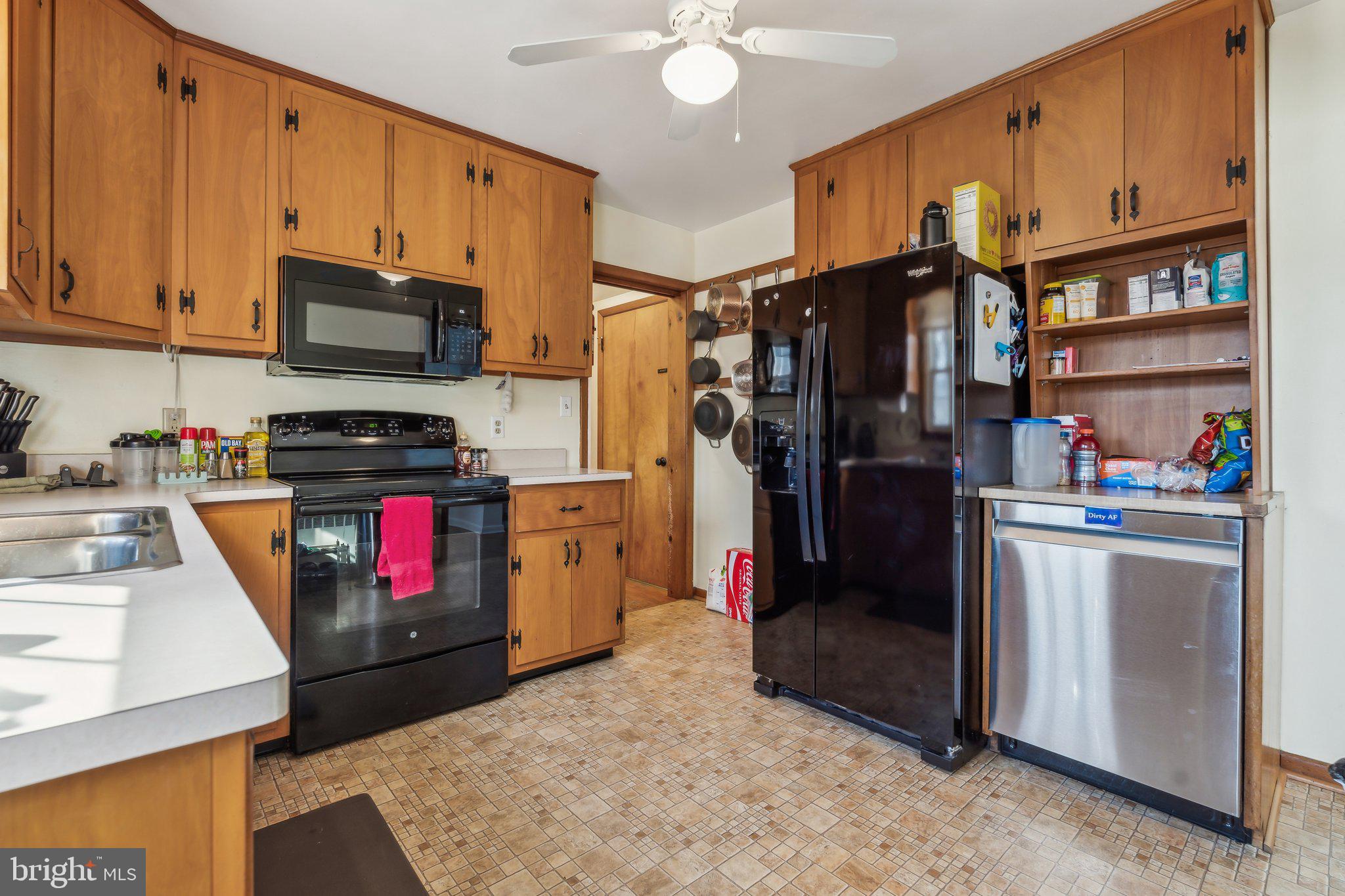 614 Schley Avenue Frederick, MD 21702 - Photo 7 of 25