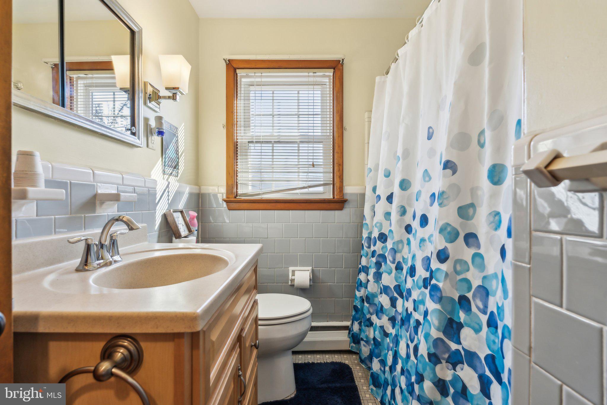 614 Schley Avenue Frederick, MD 21702 - Photo 8 of 25 Main Level Full BA