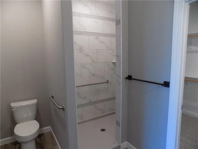 $395,000 | 1215 Alexander Court, Ottawa, KS 66067