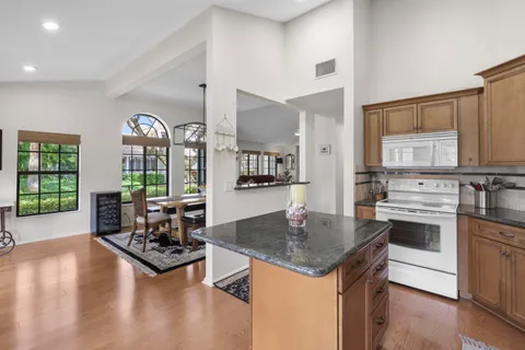 $795,000 | 461 Coral Cove Drive, Juno Beach, FL 33408