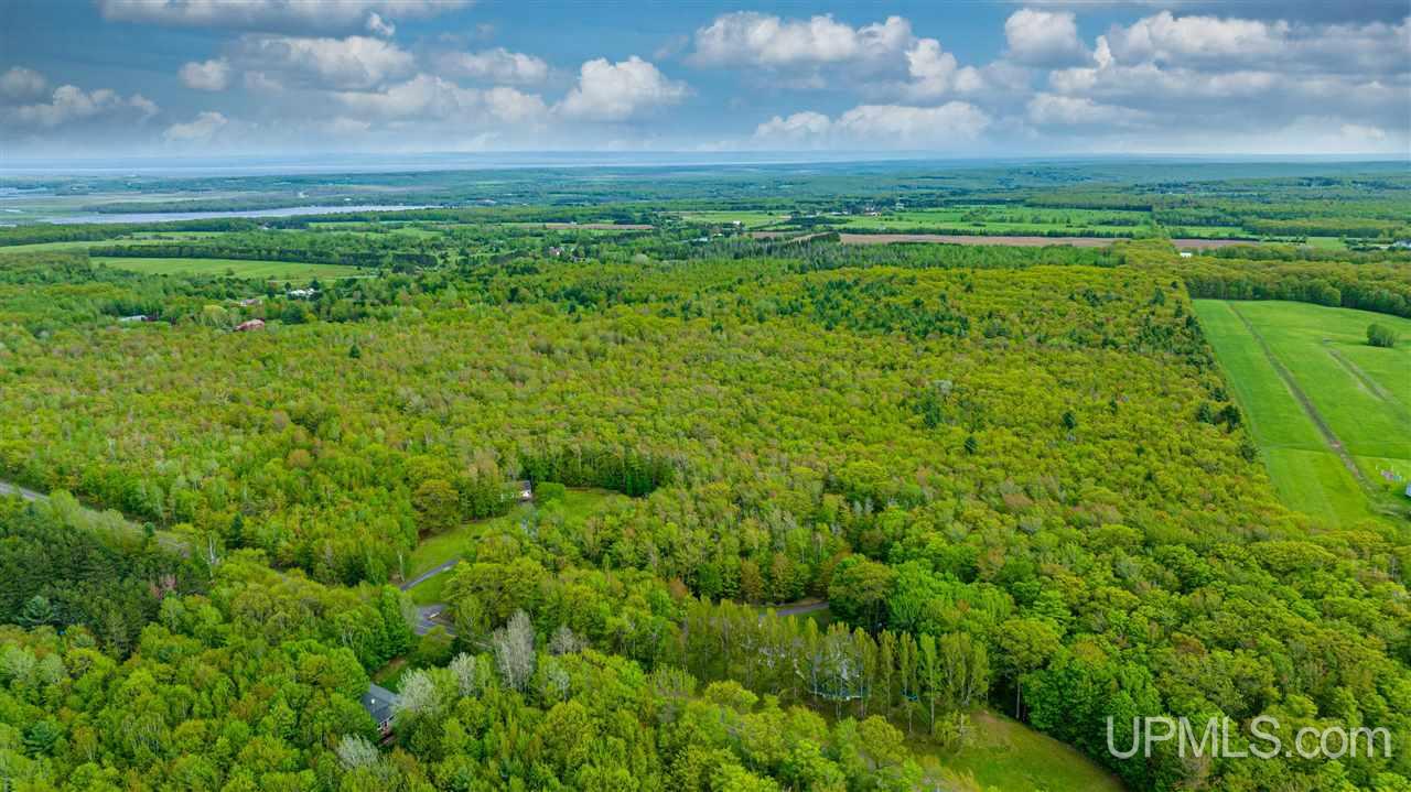 2 Boundary Road Chassell, MI 49916 - Photo 9 of 77