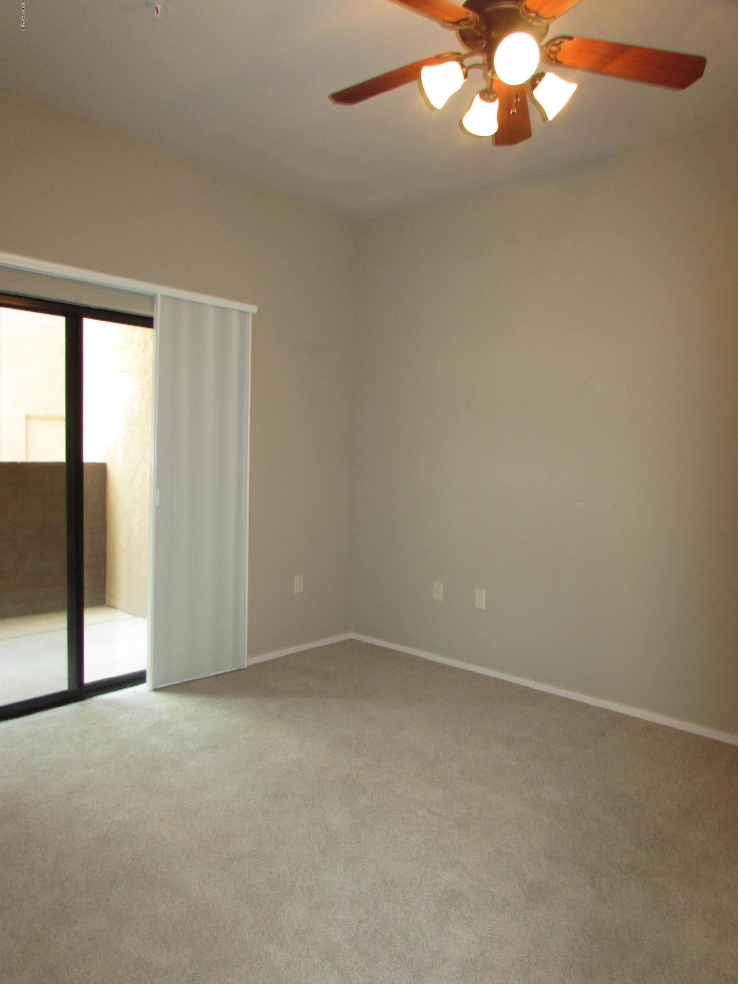 2018 East River Road, Unit 103 Tucson, AZ 85718 - Photo 5 of 12
