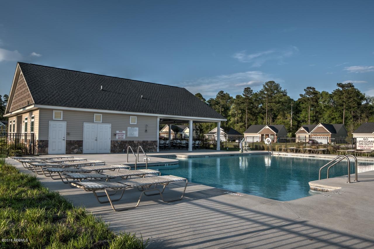 39 Stillhaven Circle Ridgeland, SC 29936 - Photo 10 of 14 Community Pool