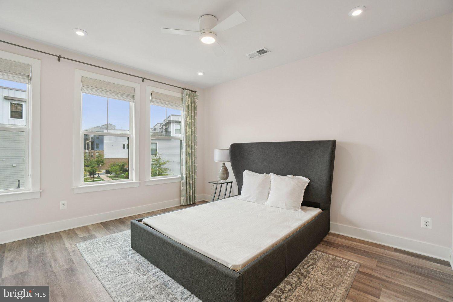 1641 Bandit Loop Reston, VA 20190 - Photo 13 of 48