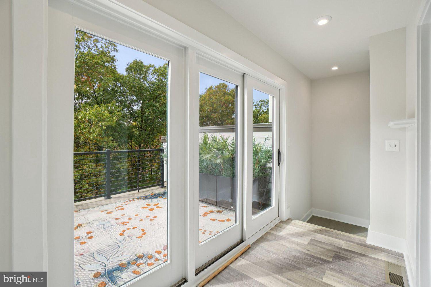 1641 Bandit Loop Reston, VA 20190 - Photo 24 of 48