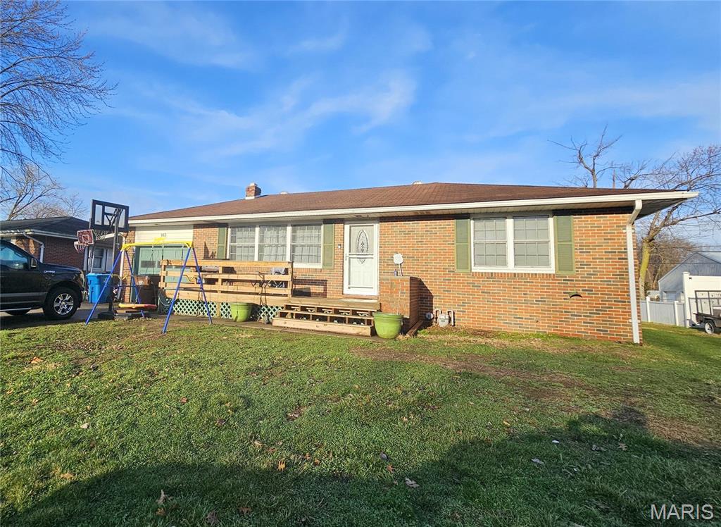 143 Reno Avenue East Alton, IL 62024 - Photo 2 of 35