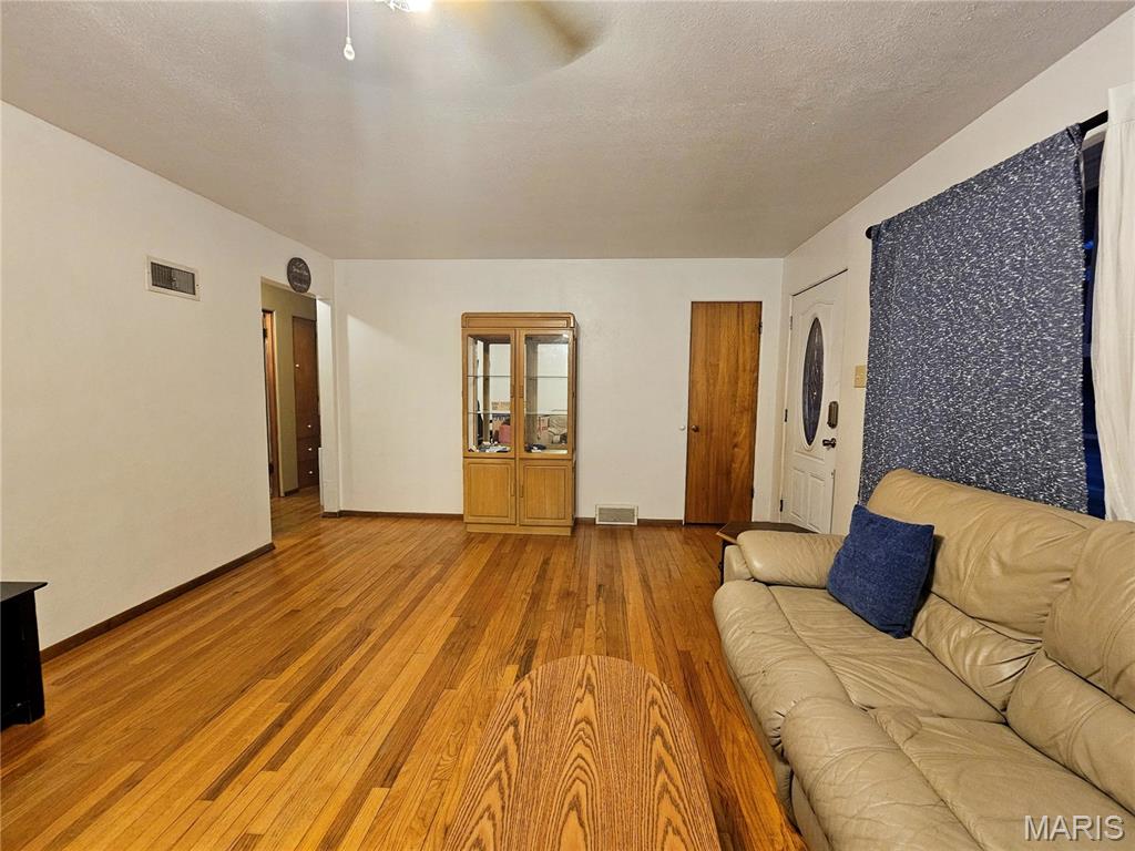 143 Reno Avenue East Alton, IL 62024 - Photo 9 of 35