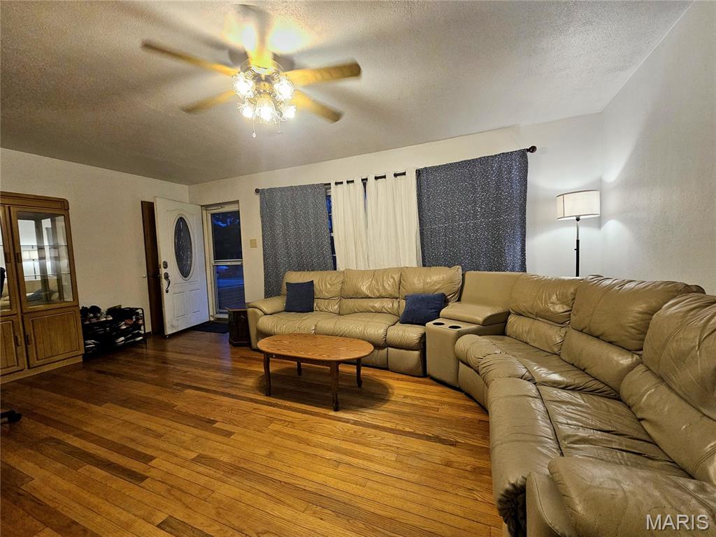 143 Reno Avenue East Alton, IL 62024 - Photo 10 of 35