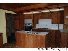 590 Cody Road Marshall, NC 28753 - Photo 6 of 12 Gallery Image 6