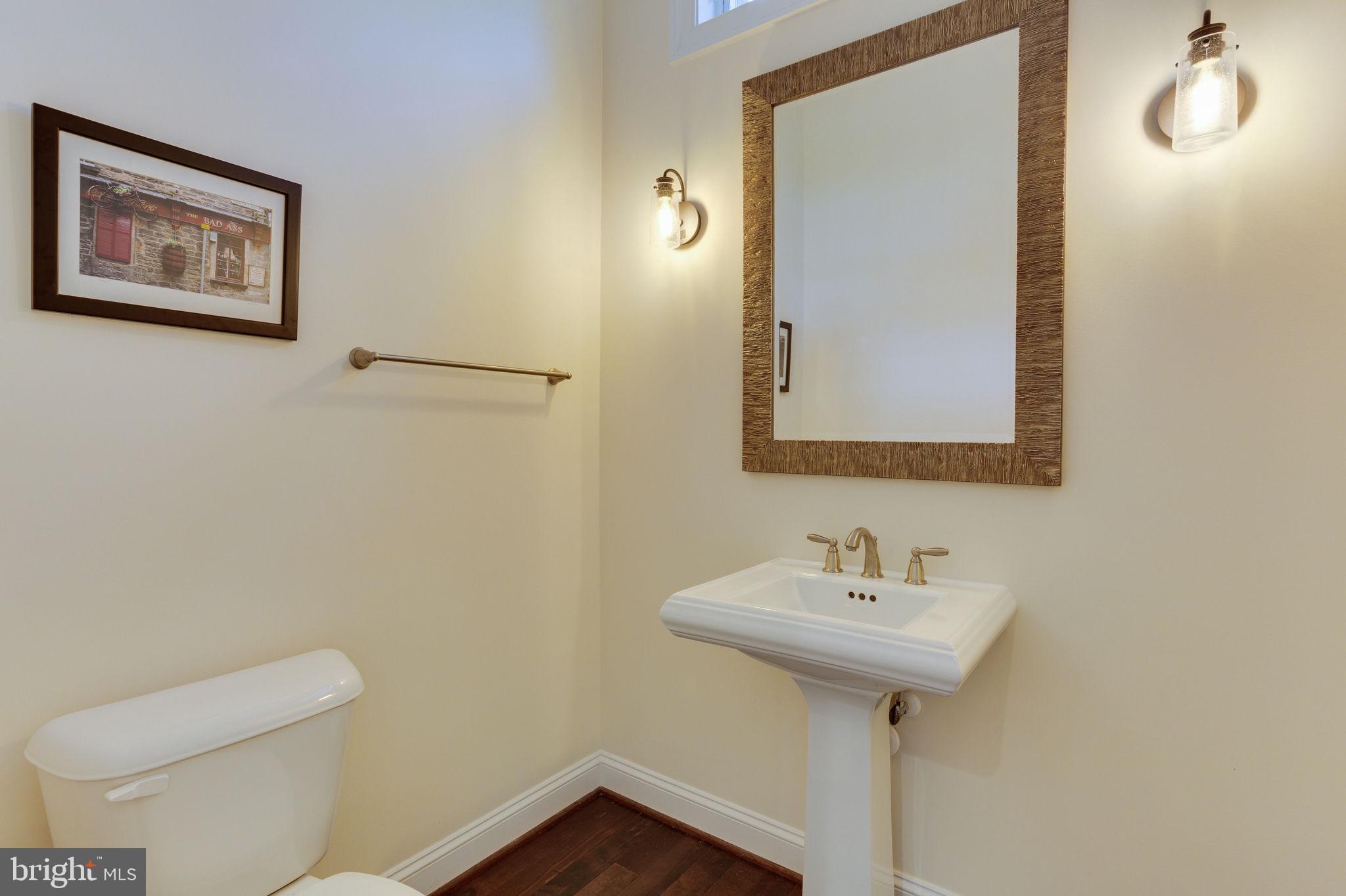 1709 Besley Road Vienna, VA 22182 - Photo 20 of 51 Gallery Image 20