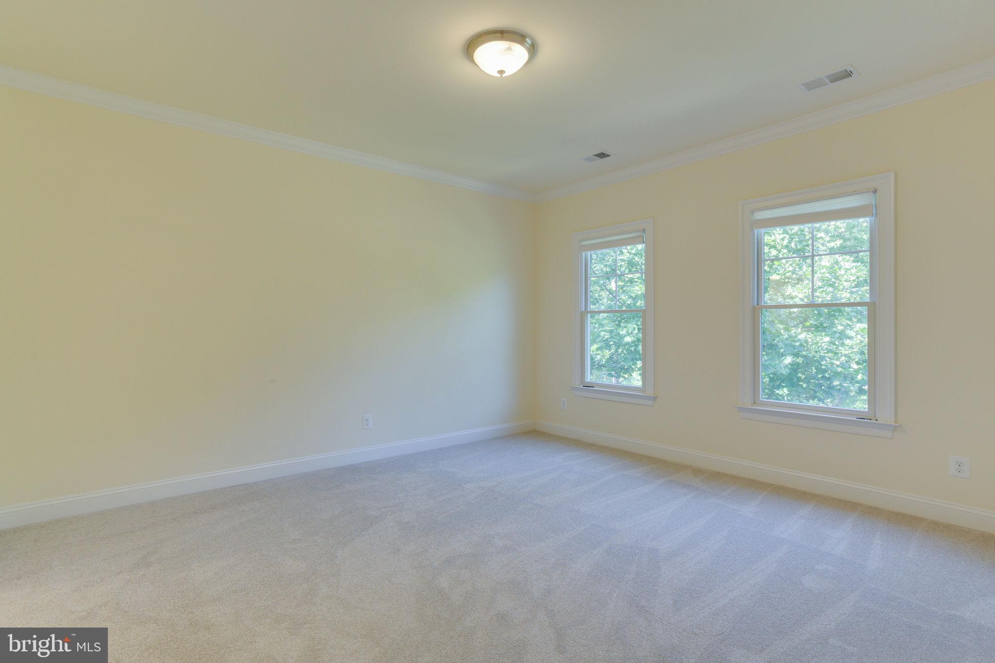 1709 Besley Road Vienna, VA 22182 - Photo 35 of 51 Gallery Image 35