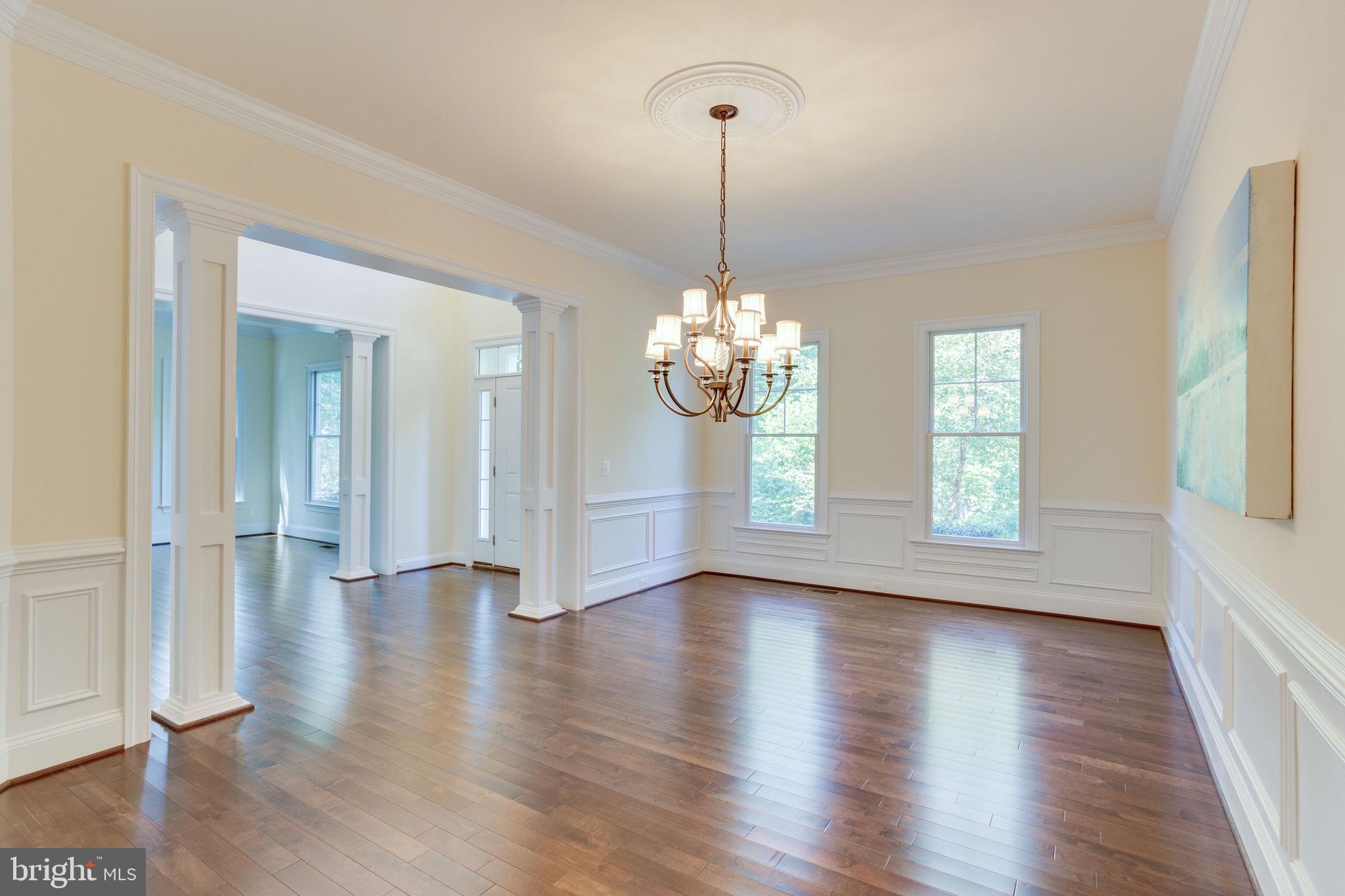 1709 Besley Road Vienna, VA 22182 - Photo 7 of 51 Embassy side dining room