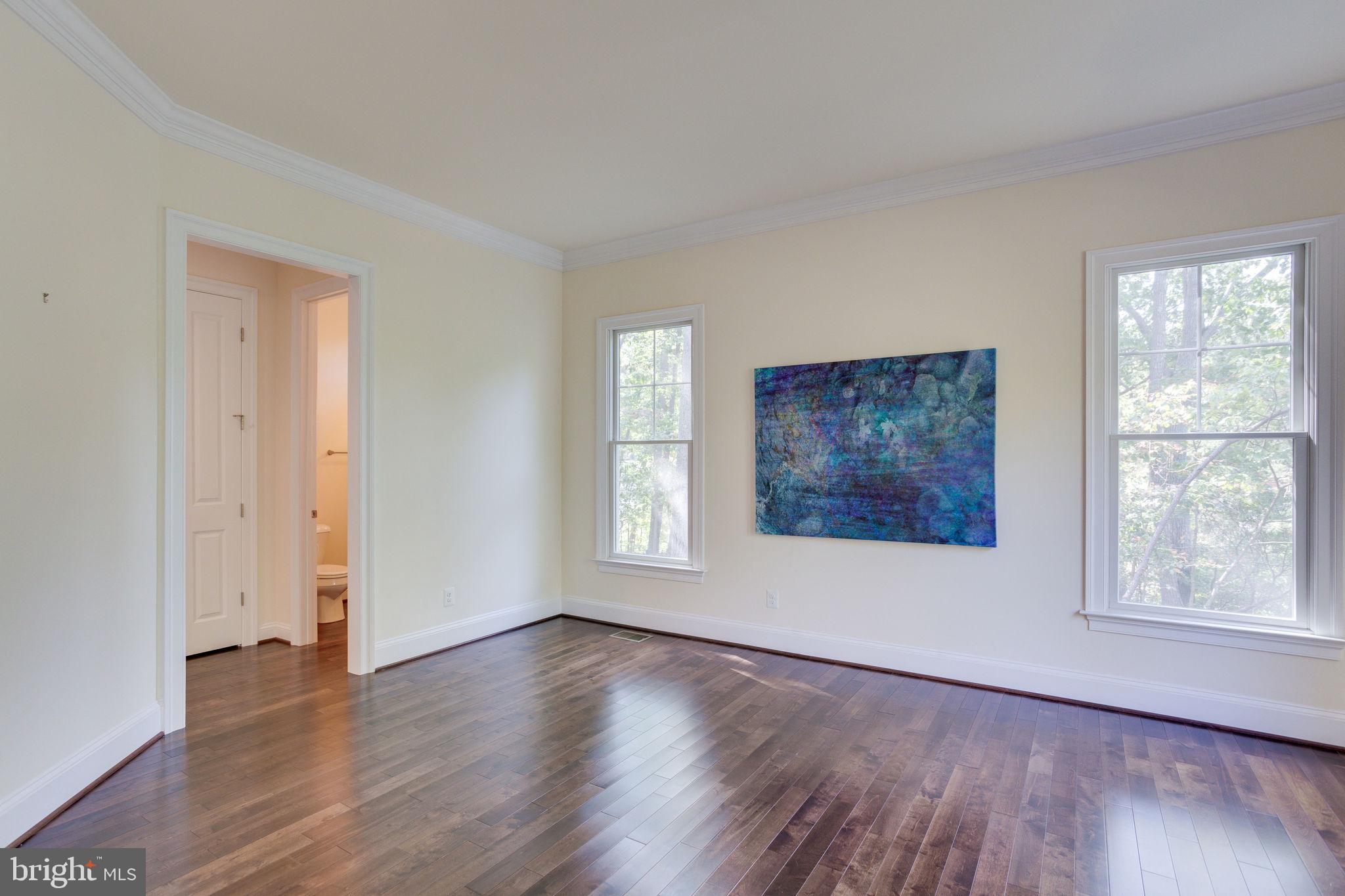 1709 Besley Road Vienna, VA 22182 - Photo 8 of 51 Gallery Image 8