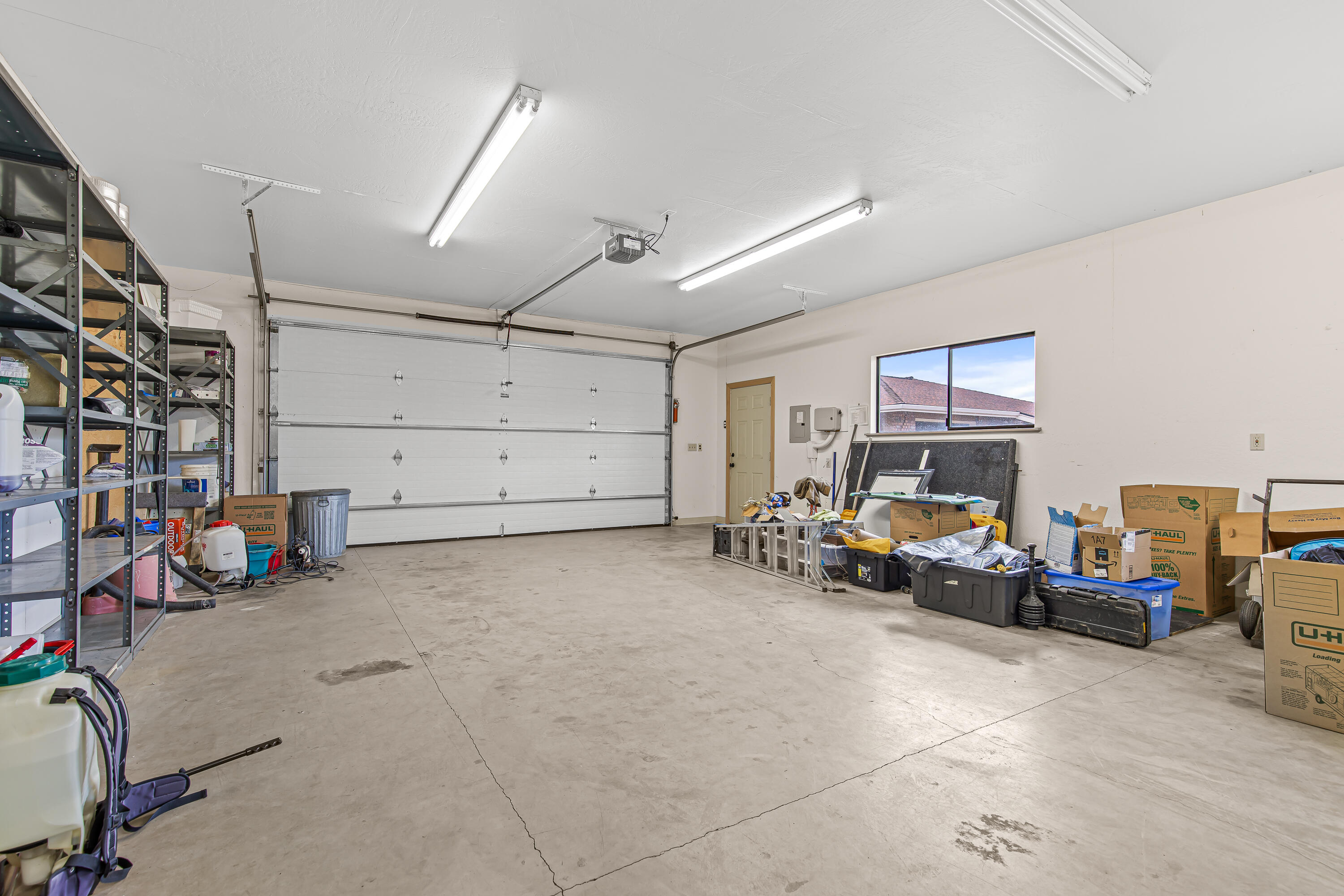 3711 Livingston Road Central Point, OR 97502 - Photo 43 of 58 Detached garage - area 1
