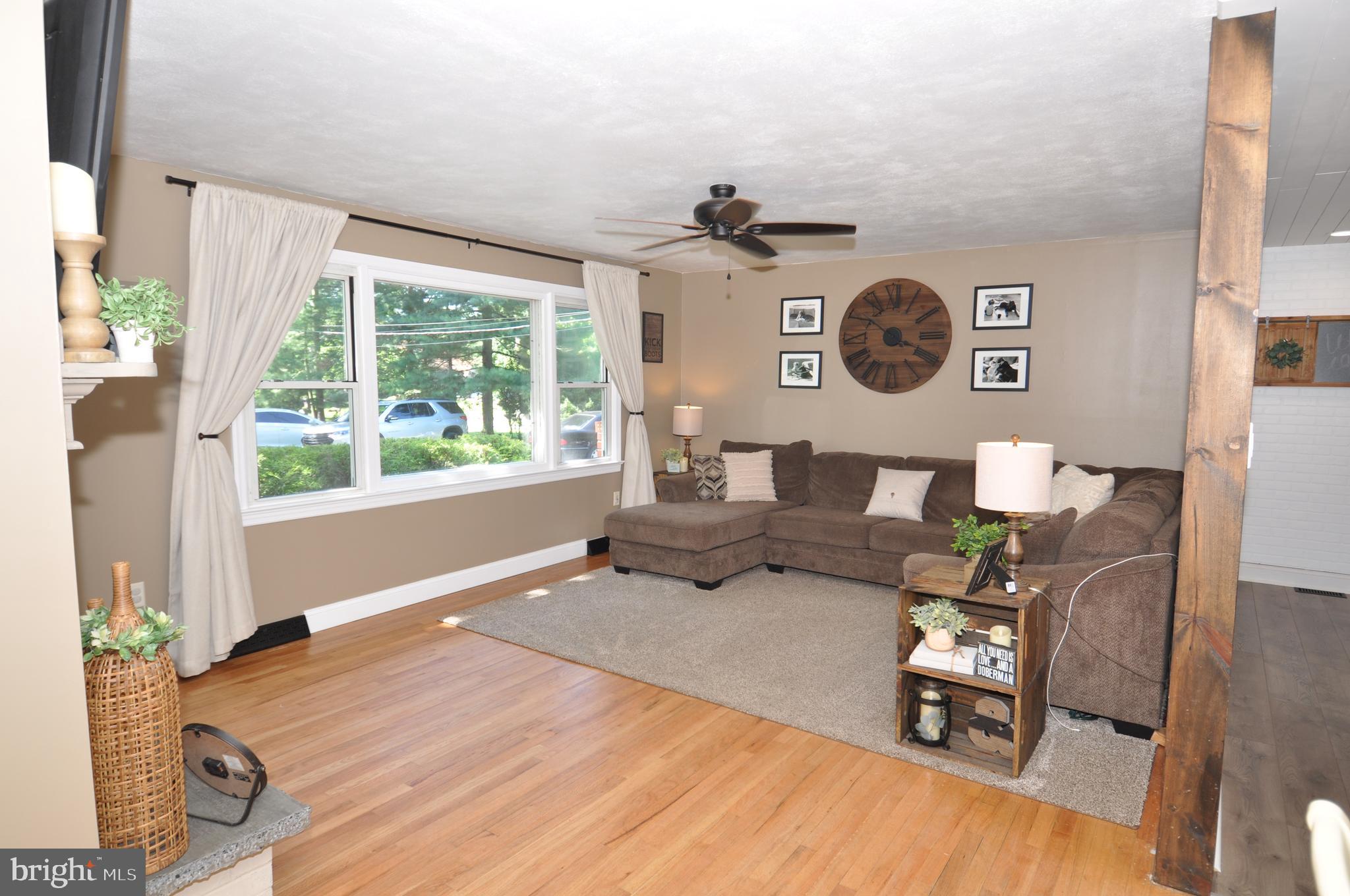 28126 Gaunts Bridge Road Columbus, NJ 08022 - Photo 3 of 37