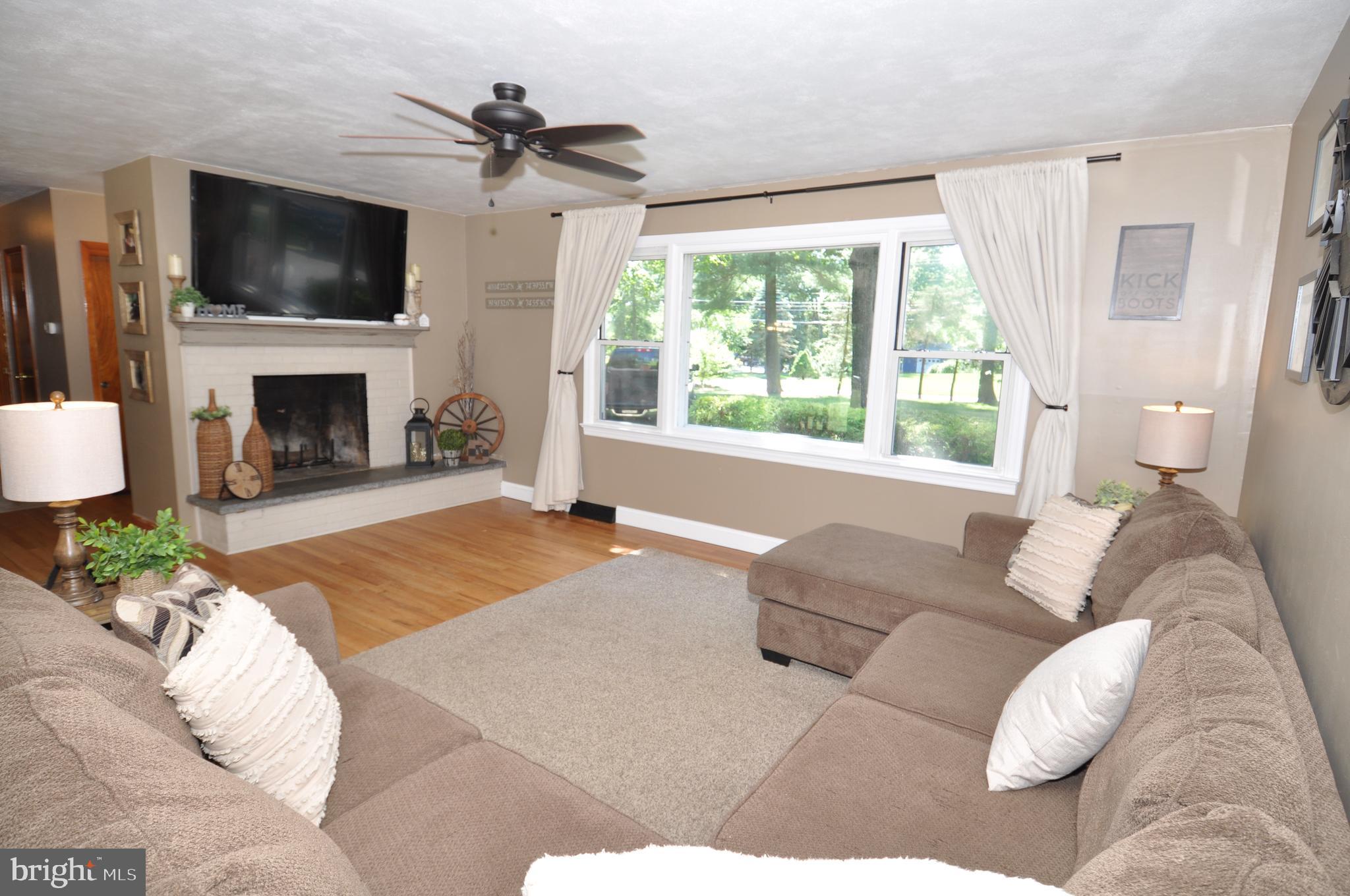 28126 Gaunts Bridge Road Columbus, NJ 08022 - Photo 8 of 37