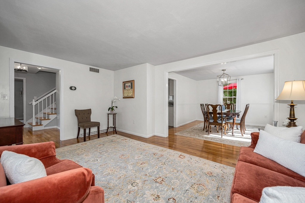 207 Trout Brook Road Dracut, MA 01826 - Photo 16 of 42