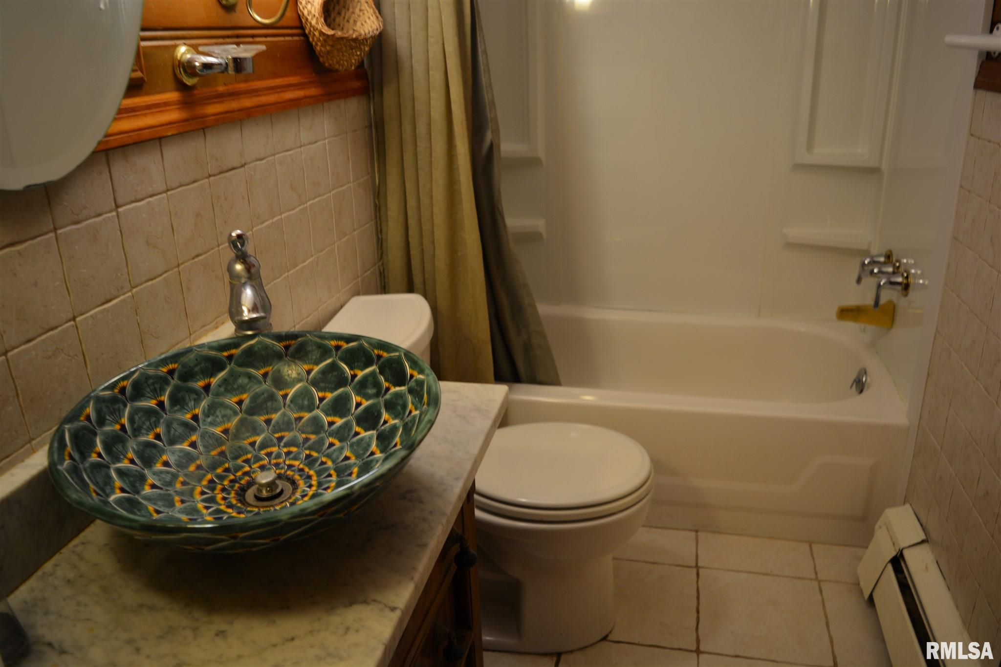 70 West Fairview Lane Springfield, IL 62711 - Photo 9 of 17 Gallery Image 9
