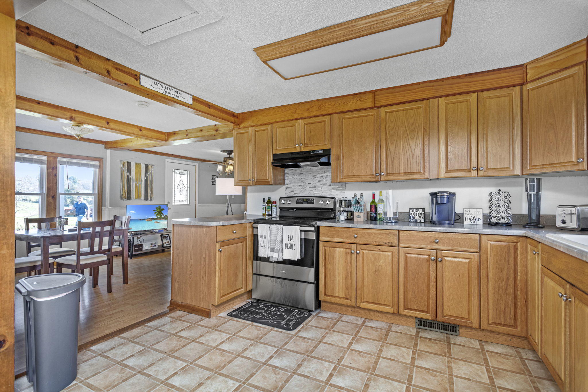 530 Berry Ridge Road Jonesborough, TN 37659 - Photo 8 of 21 7-web-or-mls-IMG_5661