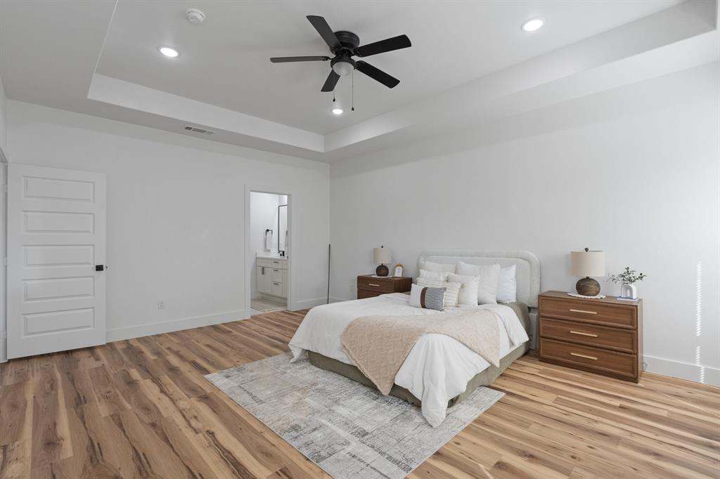 809 Tierney Road Fort Worth, TX 76112 - Photo 15 of 29 Gallery Image 15