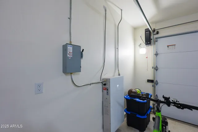 $560,000 | 236 Mesa Trail Drive, Sierra Vista, AZ 85635