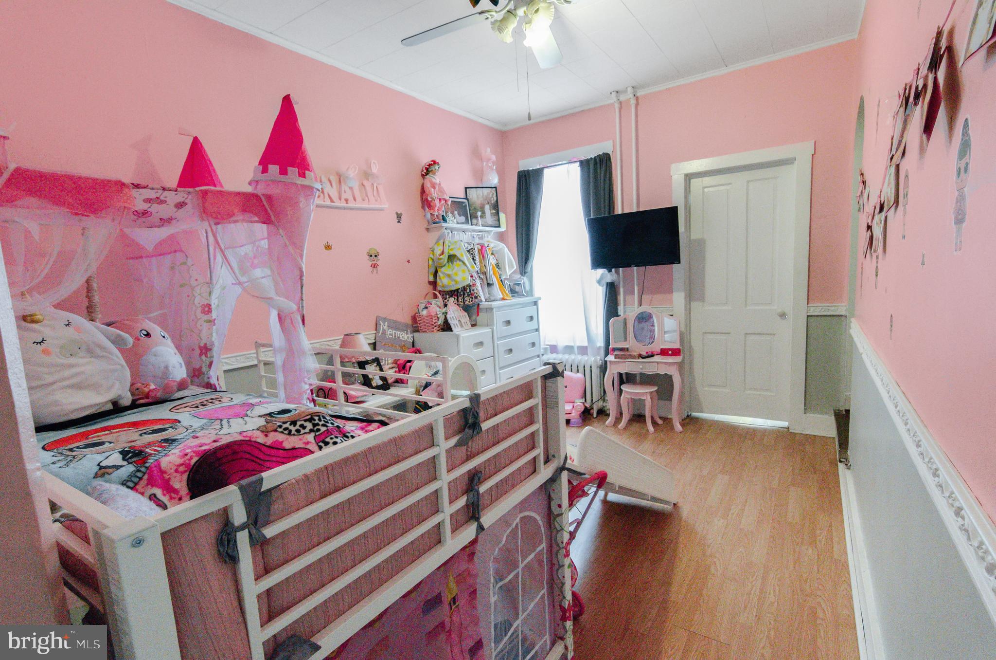 432 Locust Street Reading, PA 19604 - Photo 16 of 29 Gallery Image 16