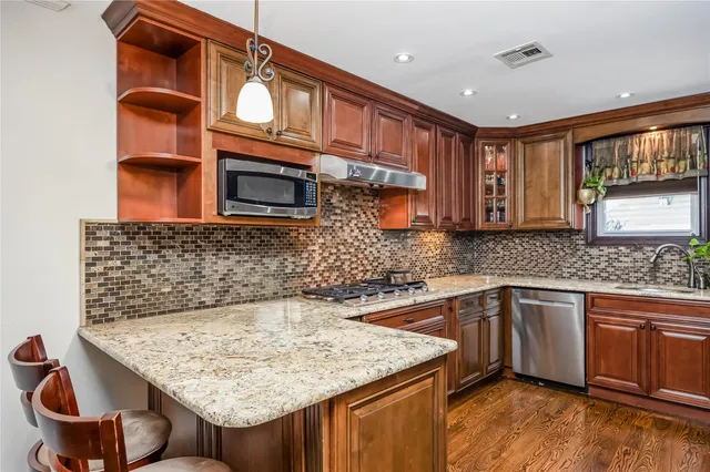 $749,000 | 487 Court Avenue, Cedarhurst, NY 11516