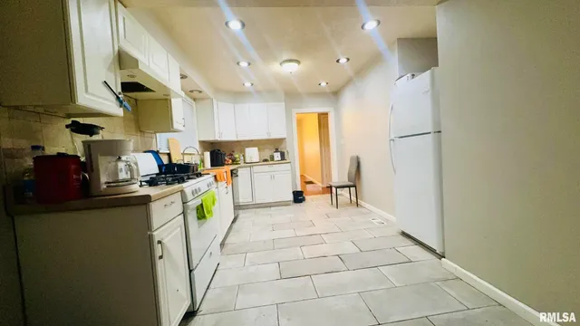 $127,000 | 809 North 12th Street, Herrin, IL 62948