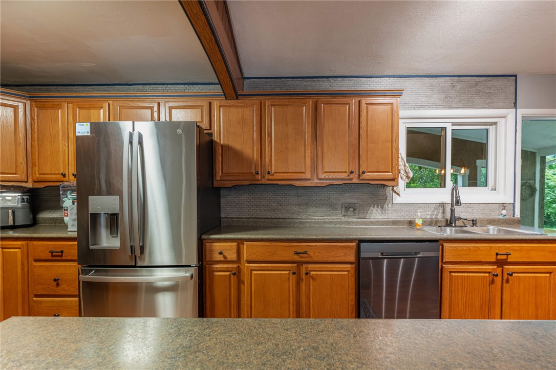 5476 Waterloo Road Dayton, OH 45459 - Photo 15 of 53