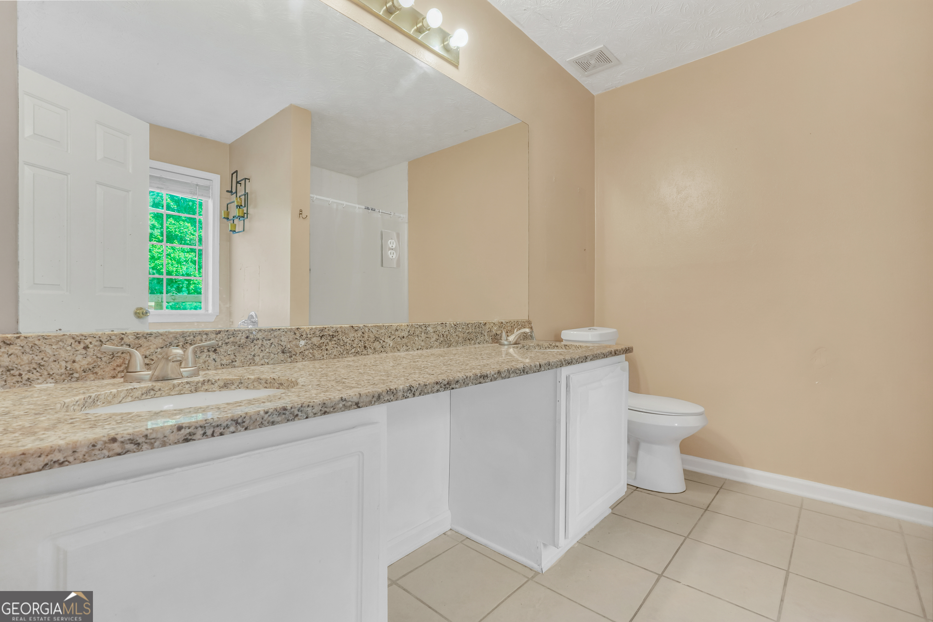 208 Drake Elm Court Hampton, GA 30228 - Photo 23 of 40