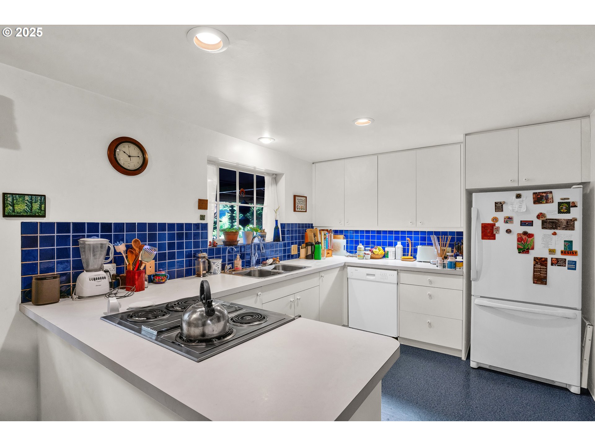 607 East 39th Place Eugene, OR 97405 - Photo 14 of 43