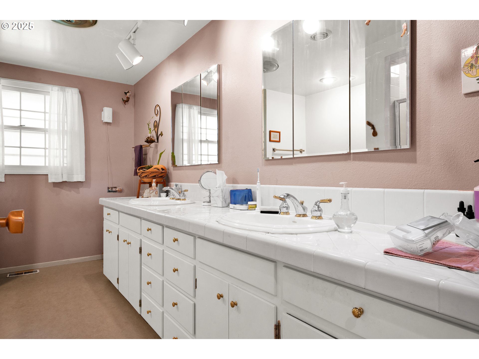 607 East 39th Place Eugene, OR 97405 - Photo 27 of 43