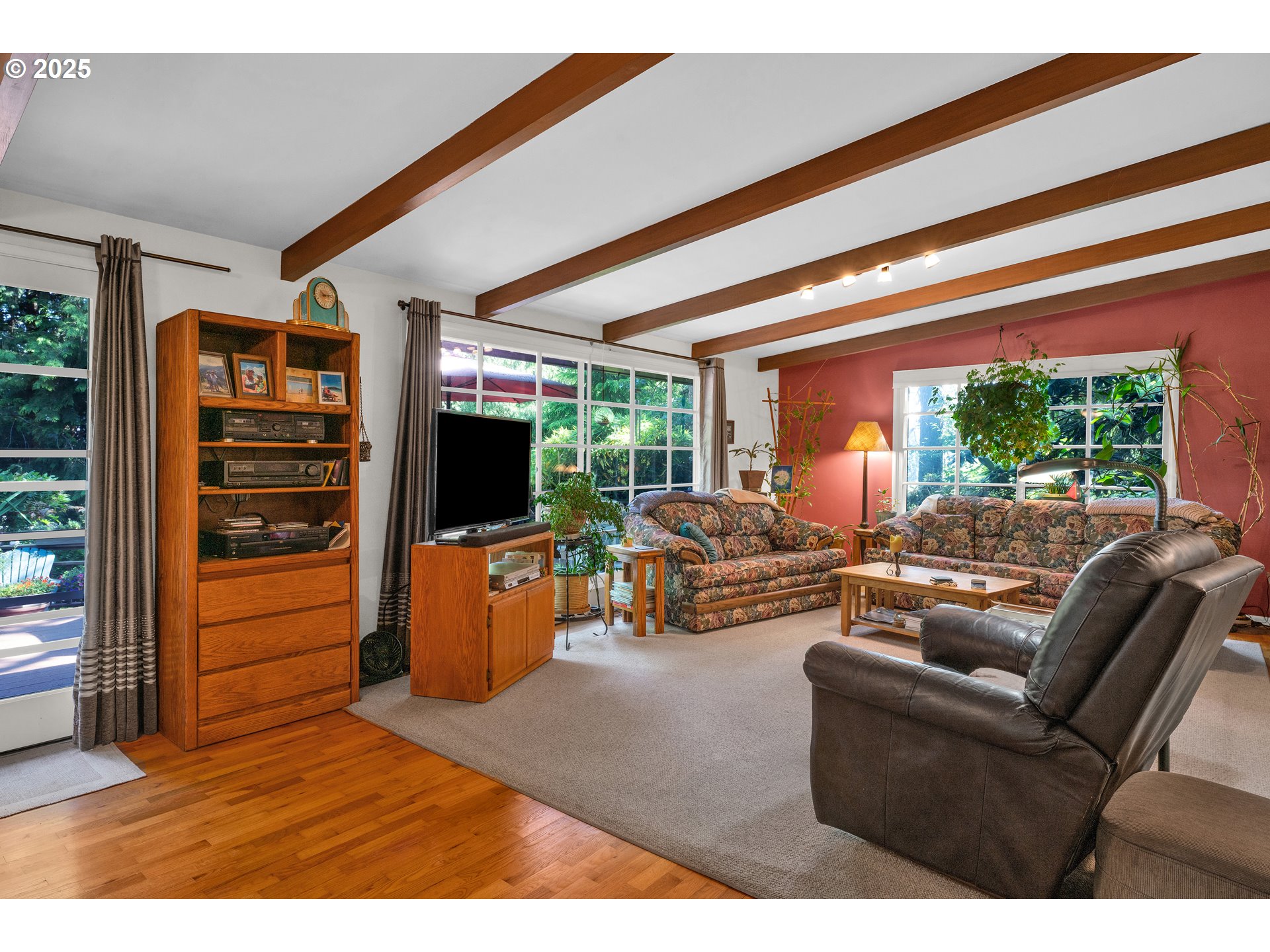 607 East 39th Place Eugene, OR 97405 - Photo 10 of 43