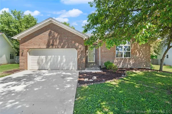 $339,900 | 3039 Elisa Court, New Albany, IN 47150