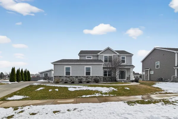 $725,000 | 493 Crescendo Drive, Sun Prairie, WI 53590