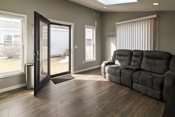 $725,000 | 493 Crescendo Drive, Sun Prairie, WI 53590