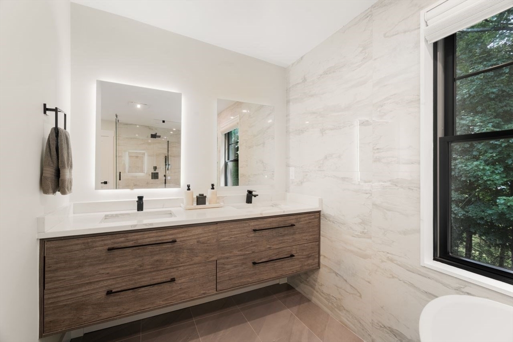 283 Walnut Street Wellesley, MA 02481 - Photo 22 of 33